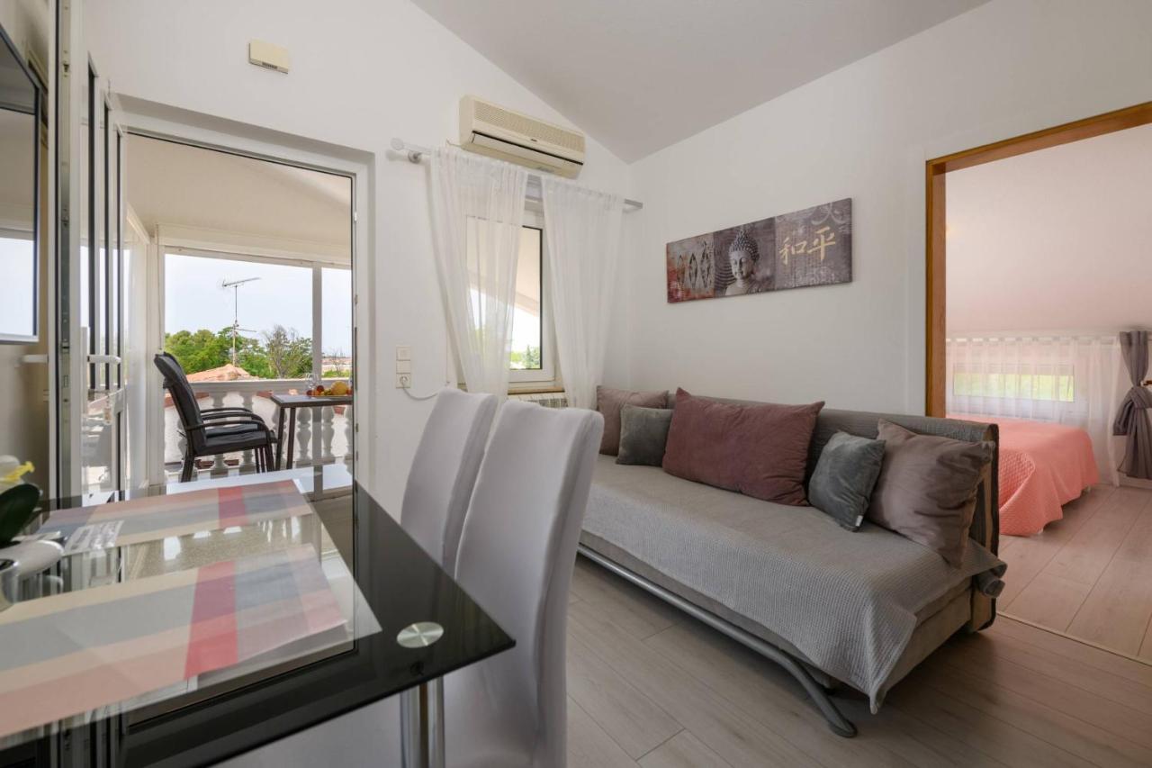 Apartments Somi Пореч Екстериор снимка