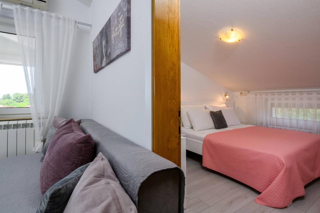 Apartments Somi Пореч Екстериор снимка